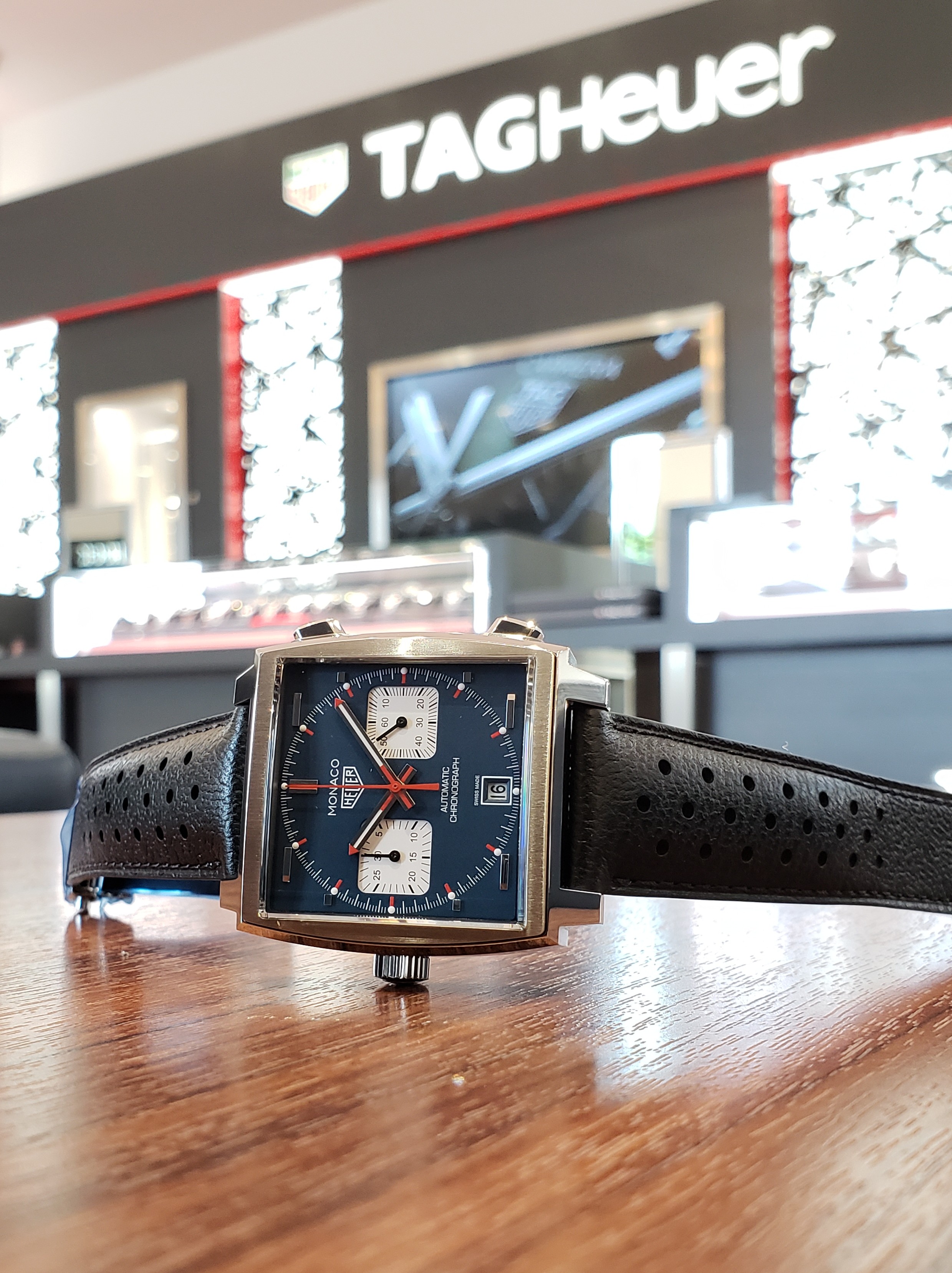 モナコと言えば…スティーブマックイーンモデルですよね！|スタッフ