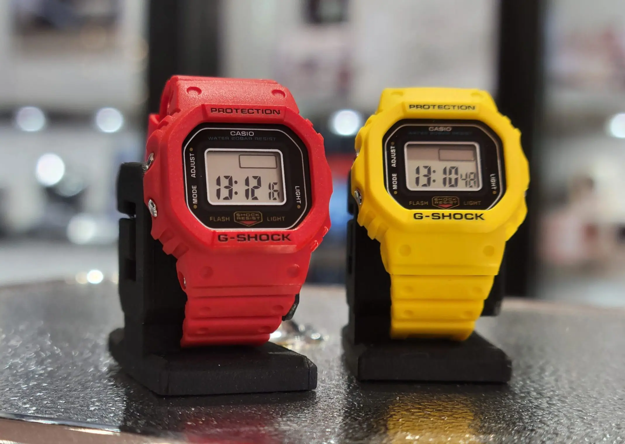 小さなフォルムが可愛い、G-SHOCK Nano|スタッフブログ|小林時計店