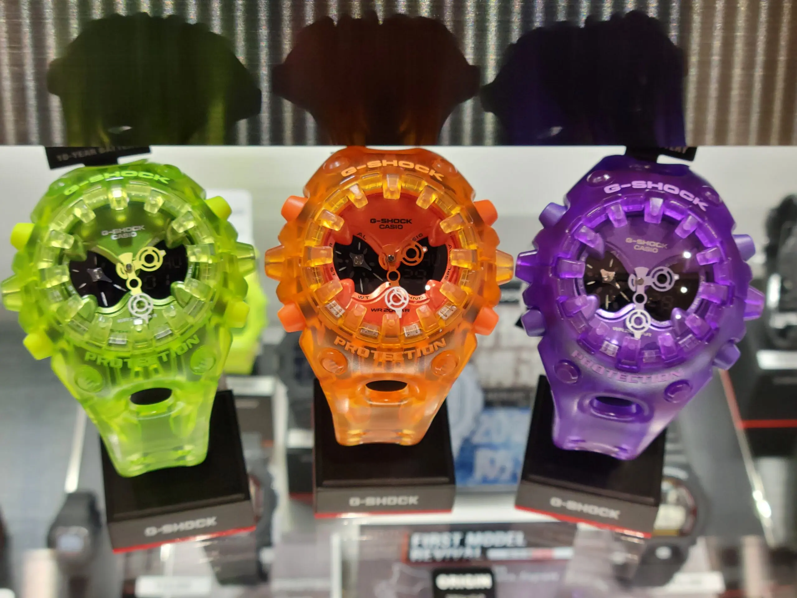 GA-V01シリーズから、スケルトン仕様が登場しました！|スタッフブログ