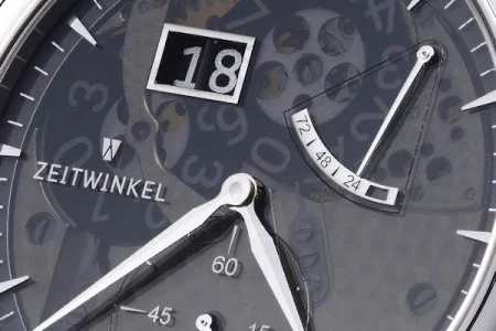 ZEITWINKEL 273° Saphir（ツァイトヴィンケル 273
