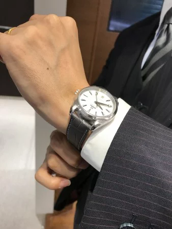 オメガのNATOストラップが再び揃ってまいりました･･･