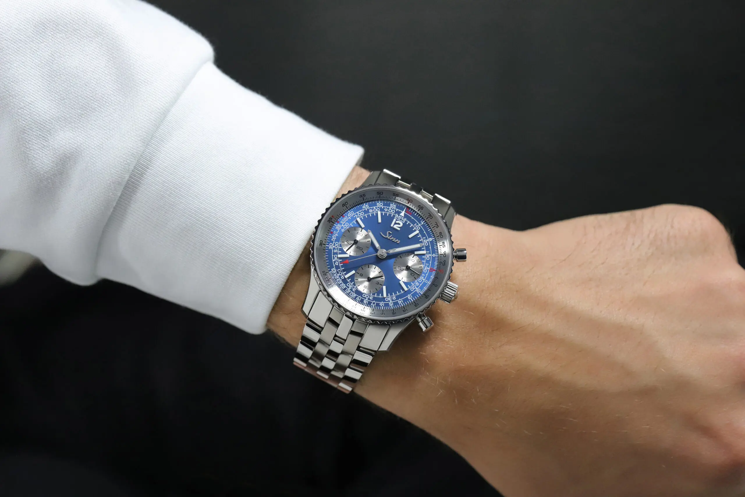 Sinnの新作限定モデル 903 Ti Ⅱ Anniversary が発表されました