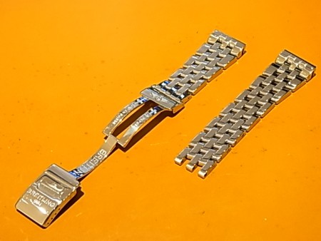R1176480