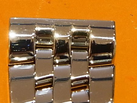 R1176481