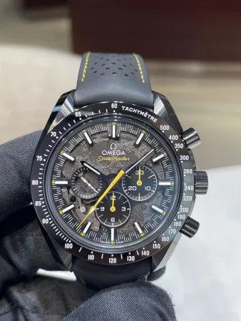 月の裏側でまた会おう」 オメガ スピードマスター アポロ8|スタッフ