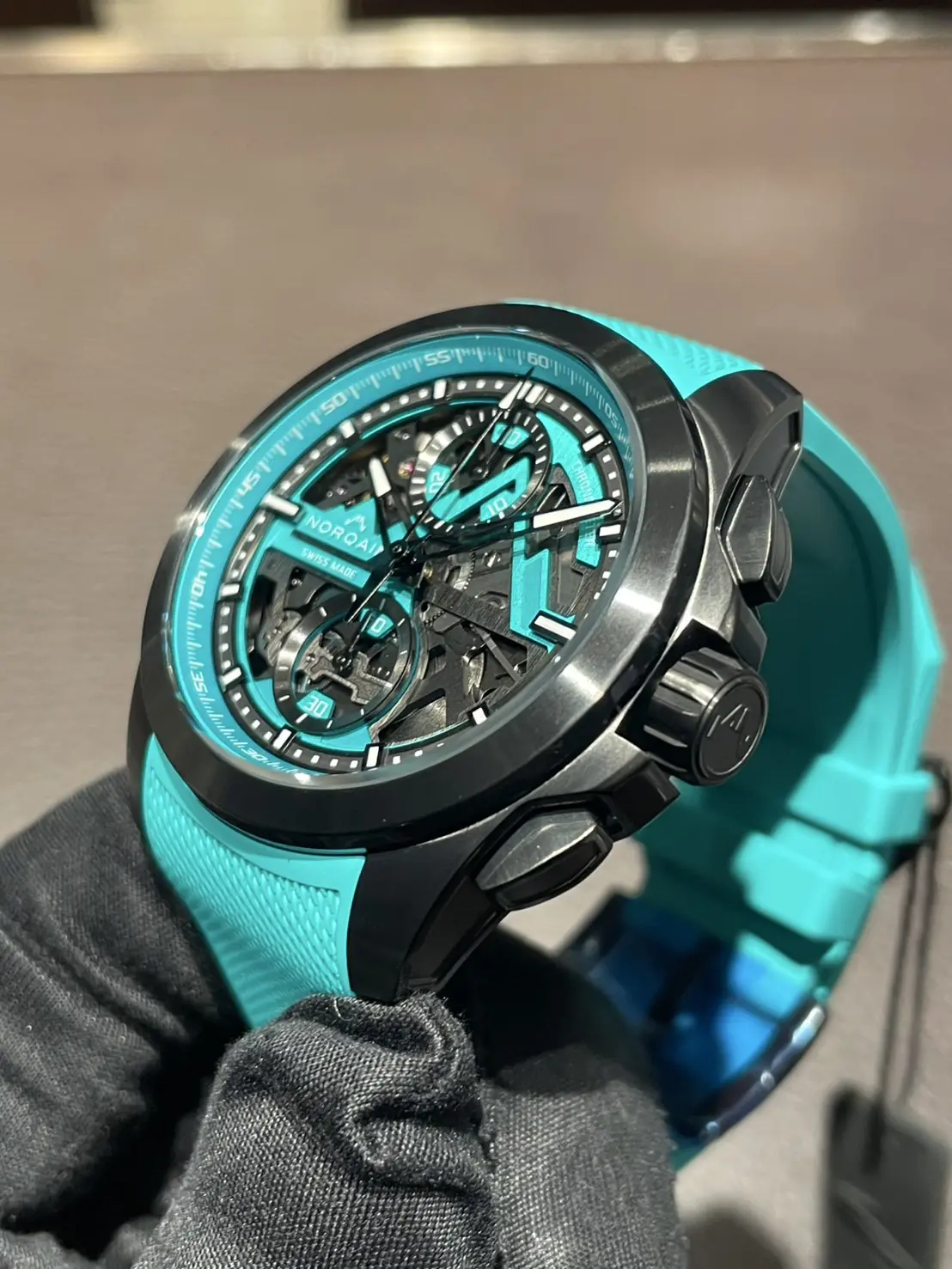 毎度即完売のノルケイン インディペンデンスクロノの限定、ジェイドが