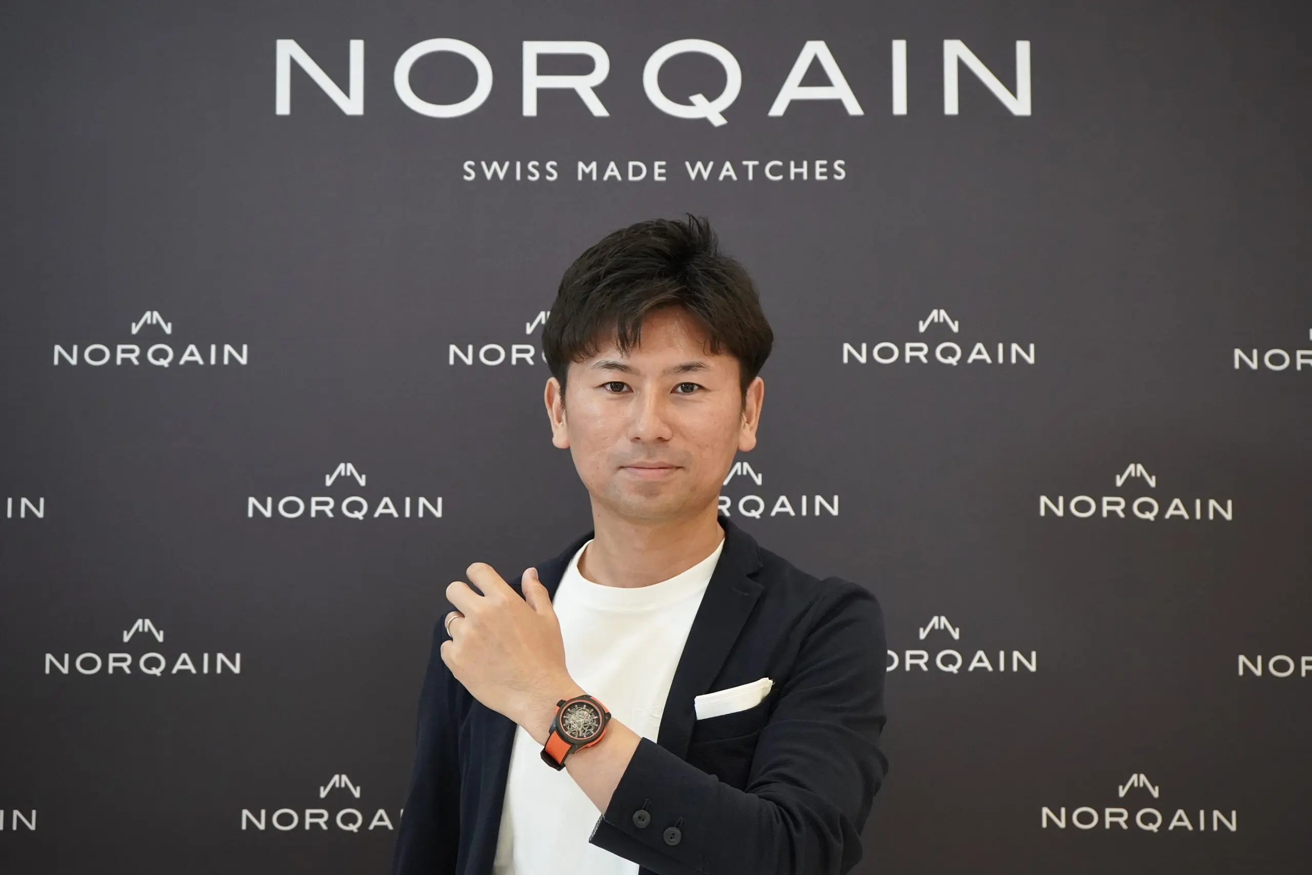 【最終値下げ】ナルニア国物語 置時計(未使用) v1765-3-1000x667.jpg