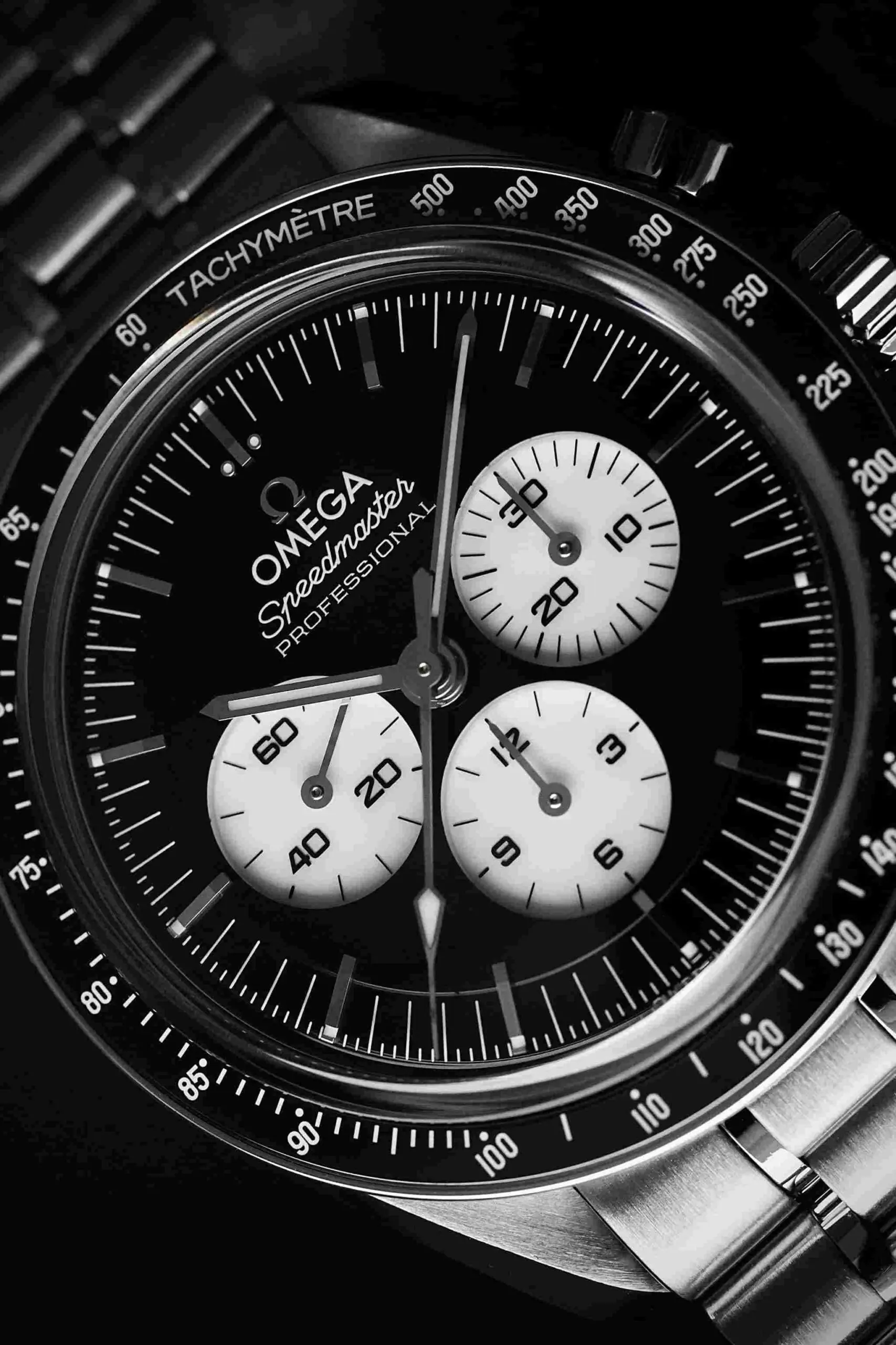 オメガの2026年新作「スピードマスター ムーンウォッチ ブラック