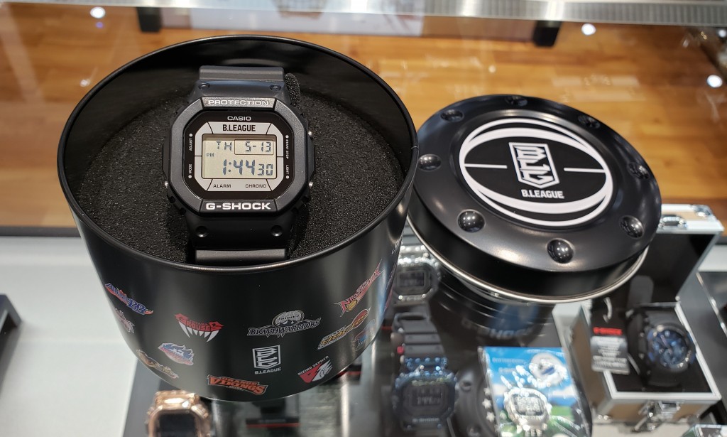 バスケ好きの方は必見！G-SHOCKのBリーグコラボモデルは、店頭に並んで